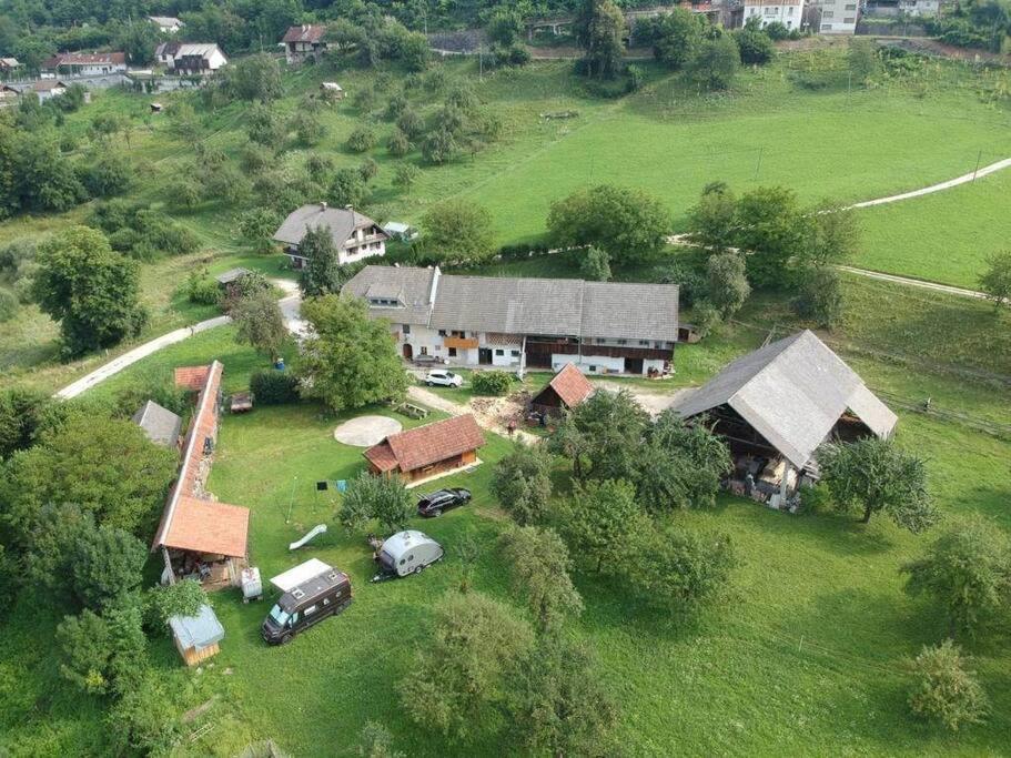 Beehive Cabin On A Farm Radovljica Exterior foto
